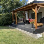 Hotová pergola s terasou - pohled z boku